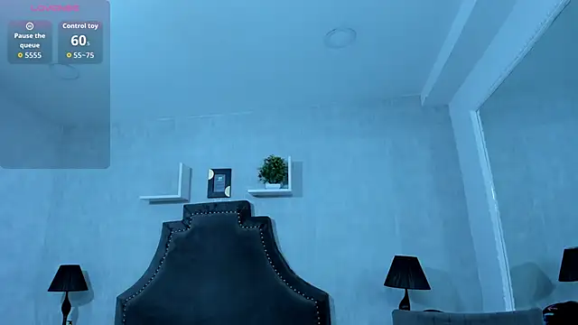 EmiliaRose  online show from October 12, 2025, 8:54 pm