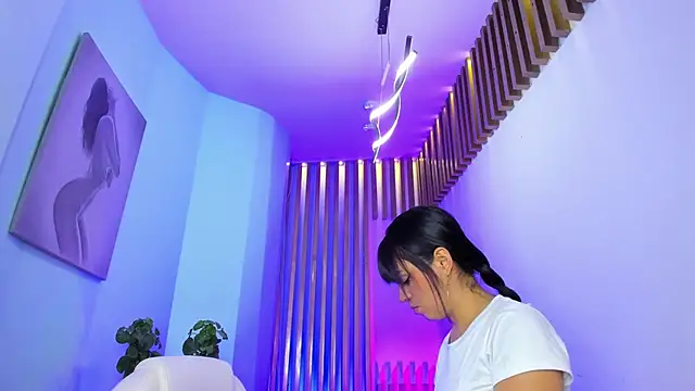 EmiliaRose  online show from March 10, 2025, 9:40 pm