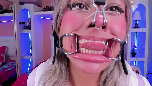 miss   megan online show from February 2, 2026, 2:16 pm