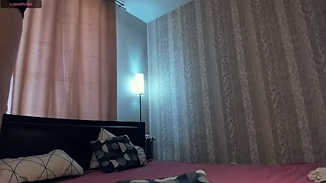 Snapshot of Velvetworld chatting on March 14, 2025, 9:35 am Velvetworld online show from March 14, 2025, 9:35 am