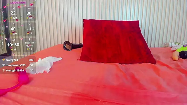 Snapshot of Aida-nicolle chatting on March 19, 2025, 1:07 pm Aida-nicolle online show from March 19, 2025, 1:07 pm