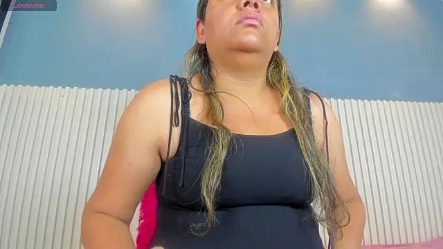 Snapshot of Aida-nicolle chatting on March 14, 2025, 9:57 am Aida-nicolle online show from March 14, 2025, 9:57 am