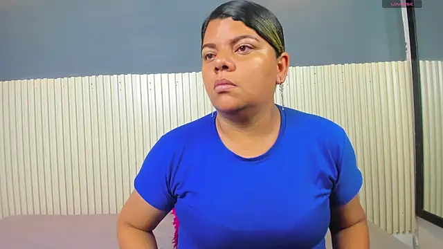 Snapshot of Aida-nicolle chatting on October 6, 2025, 11:11 am Aida-nicolle online show from October 6, 2025, 11:11 am