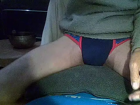 createur34 online show from April 10, 2026, 9:22 pm