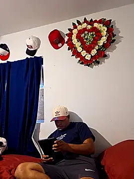 guajiro276565 online show from March 31, 2026, 4:42 pm