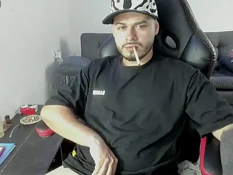 ragnar lothbrok777 online show from January 18, 2026, 8:12 pm