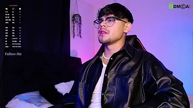 Snapshot of isaac-saenz chatting on October 15, 2025, 11:35 pm isaac-saenz online show from October 15, 2025, 11:35 pm