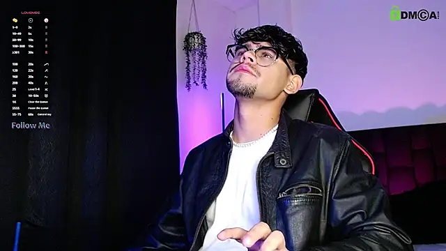 Snapshot of isaac-saenz chatting on October 4, 2025, 10:44 pm isaac-saenz online show from October 4, 2025, 10:44 pm