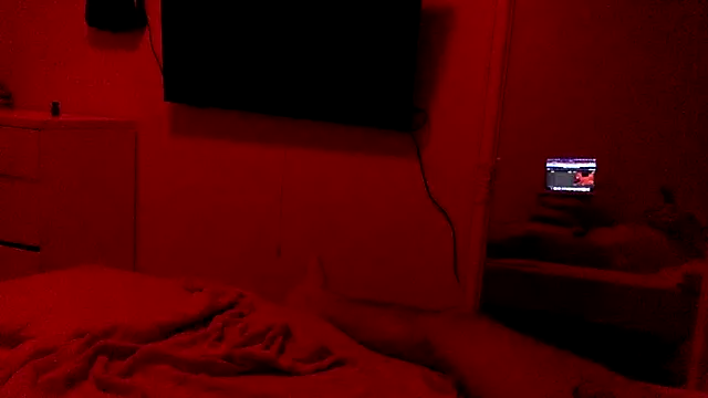 Snapshot of Bleueyez007 chatting on October 7, 2025, 8:10 pm Bleueyez007 online show from October 7, 2025, 8:10 pm