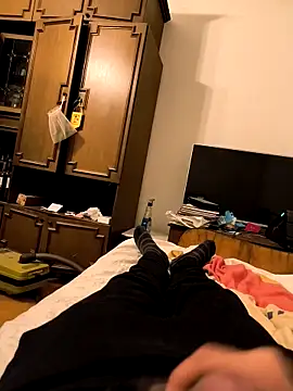 xxxdeo online show from February 15, 2026, 5:12 pm