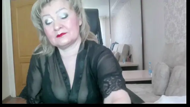 Snapshot of Victoria_secrets_ chatting on April 15, 2026, 4:40 am Victoria secrets online show from April 15, 2026, 4:40 am
