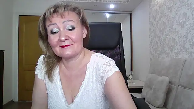 Snapshot of Victoria_secrets_ chatting on October 2, 2025, 4:16 am Victoria secrets online show from October 2, 2025, 4:16 am