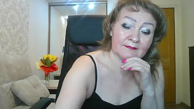 Snapshot of Victoria_secrets_ chatting on March 22, 2025, 4:04 pm Victoria secrets online show from March 22, 2025, 4:04 pm