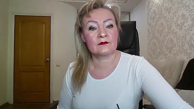 Snapshot of Victoria_secrets_ chatting on November 23, 2025, 6:45 am Victoria secrets online show from November 23, 2025, 6:45 am