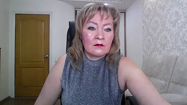 Snapshot of Victoria_secrets_ chatting on September 11, 2025, 4:23 am Victoria secrets online show from September 11, 2025, 4:23 am