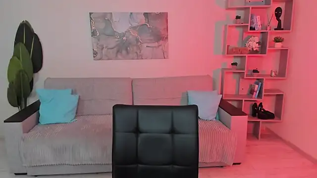 GabriellaMays online show from April 22, 2026, 5:14 am