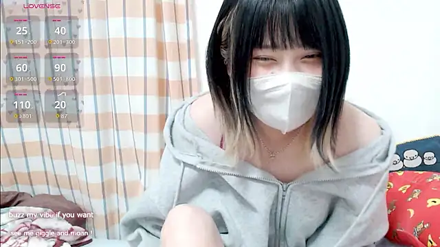 Snapshot of FUYU_rain chatting on December 3, 2025, 12:55 am FUYU rain online show from December 3, 2025, 12:55 am