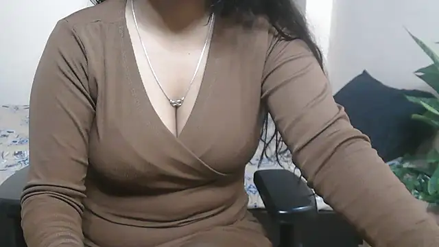 Snapshot of megancatluna chatting on March 22, 2026, 5:00 am megancatluna online show from March 22, 2026, 5:00 am