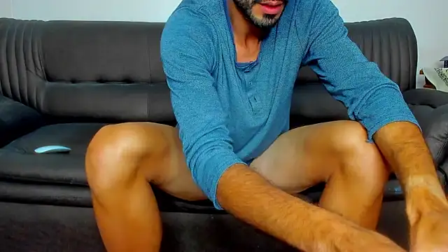 Snapshot of sexyhotmusclesforyou1 chatting on October 18, 2025, 1:13 pm sexyhotmusclesforyou1 online show from October 18, 2025, 1:13 pm