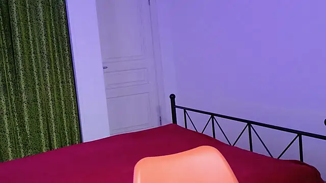 RaileReed online show from November 20, 2025, 1:45 pm