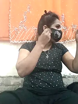 Snapshot of Mitila-3232 chatting on February 26, 2025, 6:51 am Mitila-3232 online show from February 26, 2025, 6:51 am