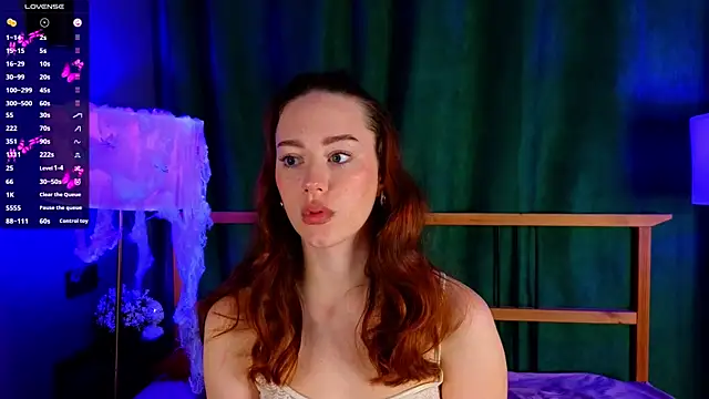 Snapshot of StacyWatts chatting on November 1, 2025, 9:08 pm StacyWatts online show from November 1, 2025, 9:08 pm