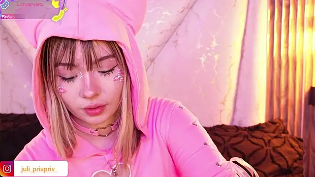 Julieta priv online show from March 25, 2026, 3:22 pm