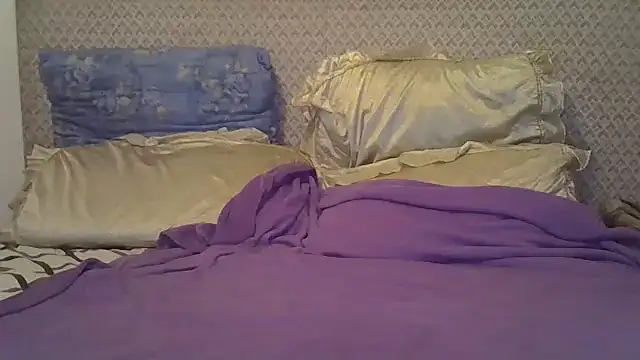 Snapshot of ChloeBab chatting on December 18, 2025, 12:42 pm ChloeBab online show from December 18, 2025, 12:42 pm