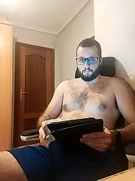 Snapshot of Silvero98 chatting on August 3, 2026, 1:14 am Silvero98 online show from August 3, 2026, 1:14 am
