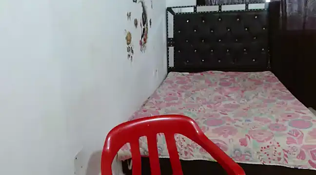 Snapshot of Megan_liz chatting on February 21, 2025, 1:22 pm Megan liz online show from February 21, 2025, 1:22 pm