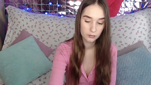 Margarettii online show from March 23, 2025, 5:43 am