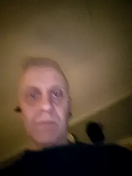 Snapshot of Teemu chatting on February 28, 2025, 4:53 pm Teemu online show from February 28, 2025, 4:53 pm