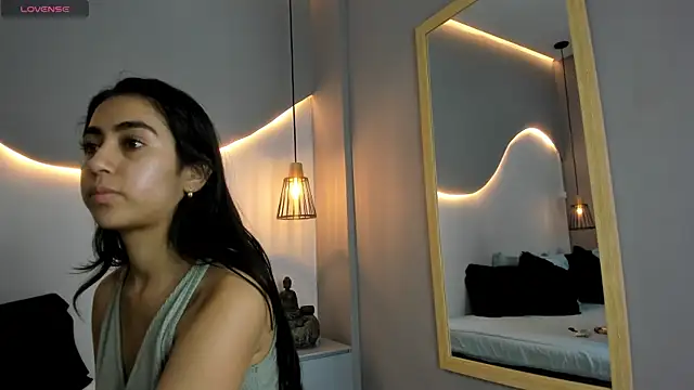 Snapshot of lucelly_15 chatting on October 3, 2025, 11:34 am lucelly 15 online show from October 3, 2025, 11:34 am