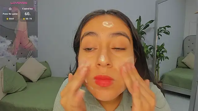 lucelly 15 online show from March 5, 2026, 11:51 am