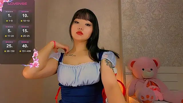 Demonic Angel  online show from May 29, 2026, 3:40 pm