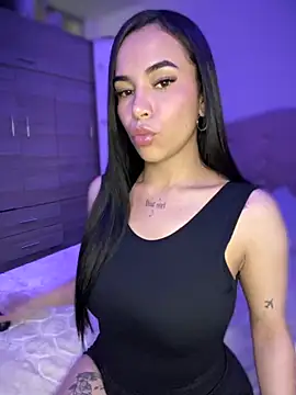 Naatalia online show from November 19, 2025, 8:53 pm