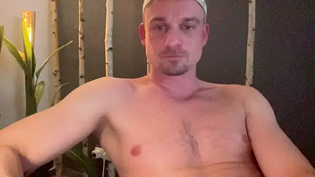 Hagener985 online show from March 3, 2026, 11:45 pm