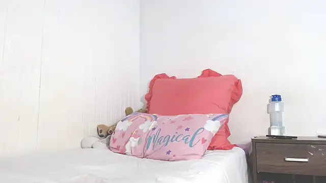 FunHotAssx97 online show from February 4, 2026, 3:12 am