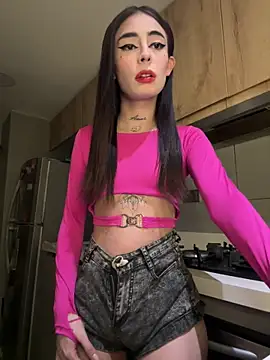 Snapshot of candycami19 chatting on March 16, 2025, 9:27 am candycami19 online show from March 16, 2025, 9:27 am