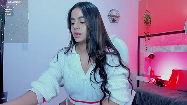 Bella walker  online show from February 11, 2026, 7:58 pm