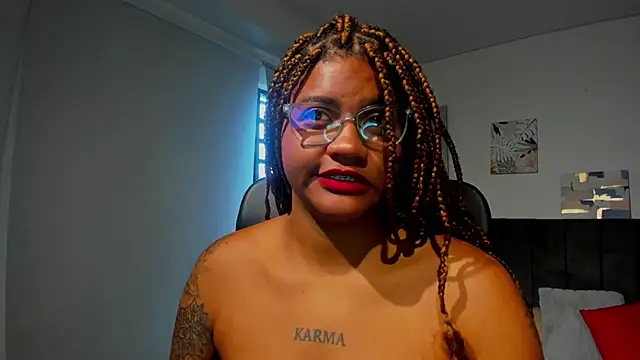 ZahraRose online show from March 14, 2025, 12:40 pm