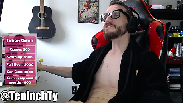 Snapshot of teninchty chatting on March 4, 2026, 7:43 pm teninchty online show from March 4, 2026, 7:43 pm