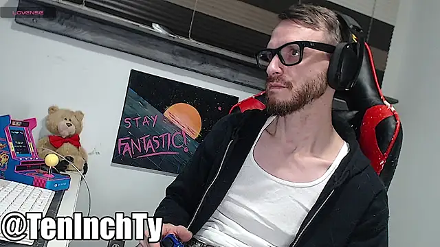 Snapshot of teninchty chatting on January 17, 2026, 4:49 am teninchty online show from January 17, 2026, 4:49 am