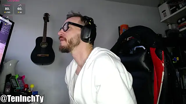 Snapshot of teninchty chatting on March 1, 2026, 1:05 am teninchty online show from March 1, 2026, 1:05 am