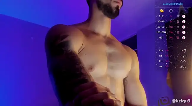 K cique online show from March 14, 2025, 2:20 am