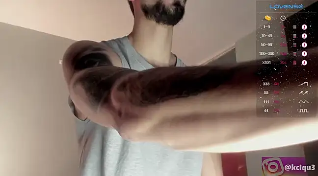 K cique online show from March 18, 2025, 12:19 am