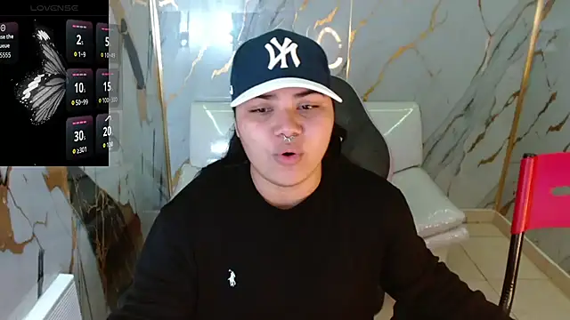 melany rouse18 online show from April 17, 2026, 1:25 pm