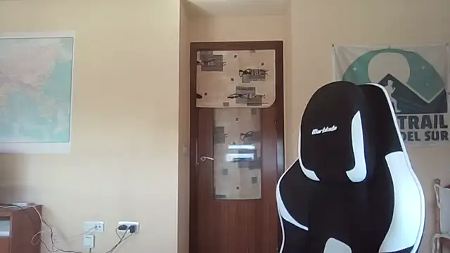 llopaco online show from April 20, 2026, 9:34 am