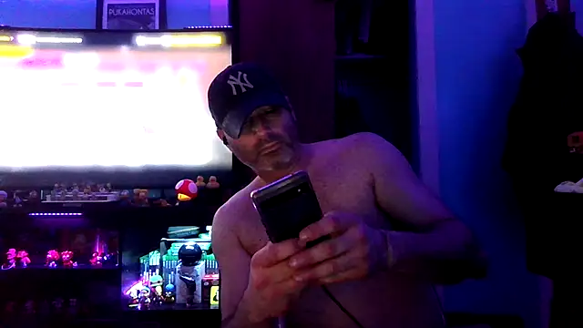 Snapshot of Novabear6996 chatting on November 28, 2025, 12:05 pm Novabear6996 online show from November 28, 2025, 12:05 pm