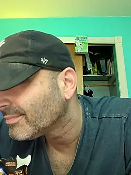 Snapshot of Novabear6996 chatting on October 4, 2025, 11:50 pm Novabear6996 online show from October 4, 2025, 11:50 pm